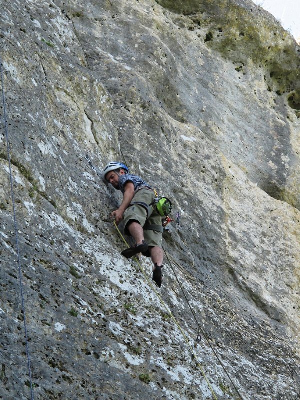 2015-05-24_16-37-26_WE-Lurais.jpg - WE falaies a Lurais