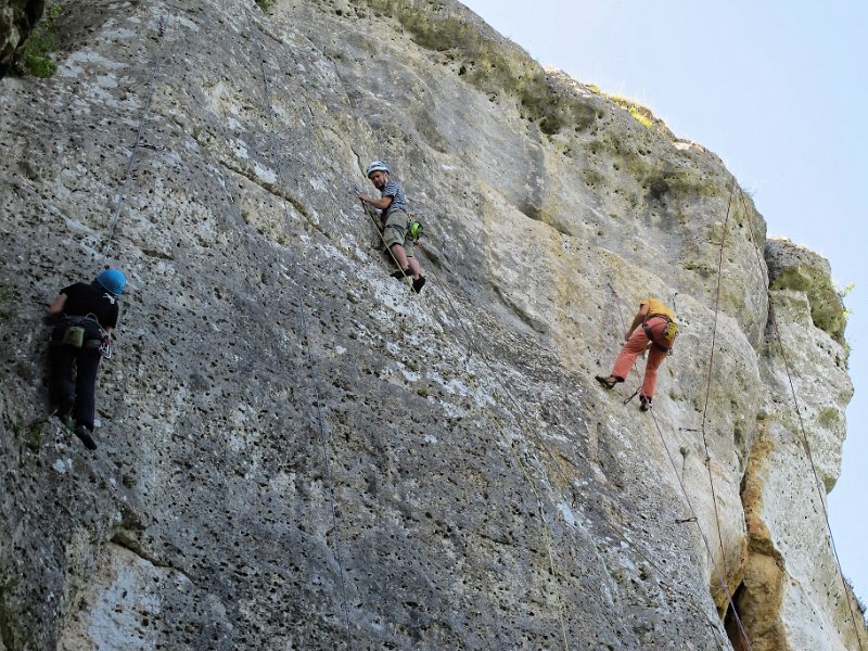 2015-05-24_16-37-55_WE-Lurais.jpg - WE falaies a Lurais