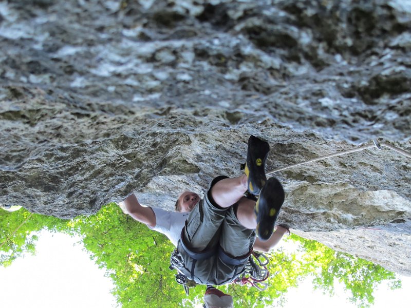 2015-05-24_16-53-11_WE-Lurais.jpg - WE falaies a Lurais