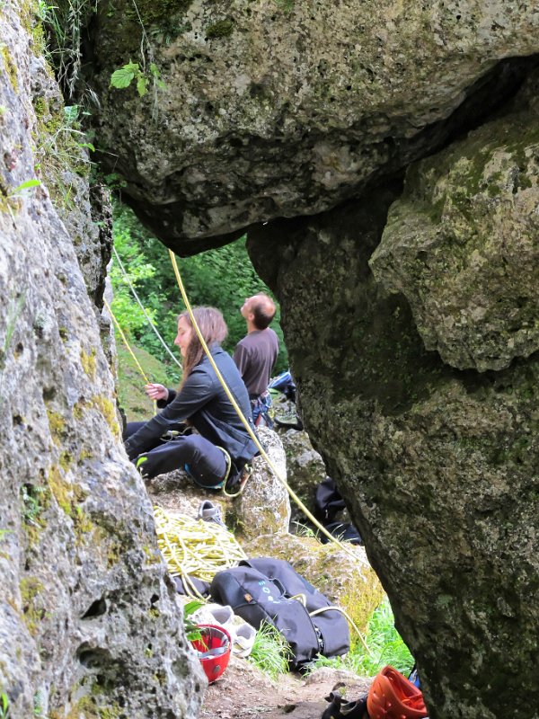 2015-05-25_11-07-26_WE-Lurais.jpg - WE falaies a Lurais