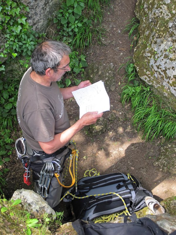 2015-05-25_11-12-54_WE-Lurais.jpg - WE falaies a Lurais